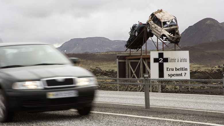 Monument on the Icelandic Route No. 1