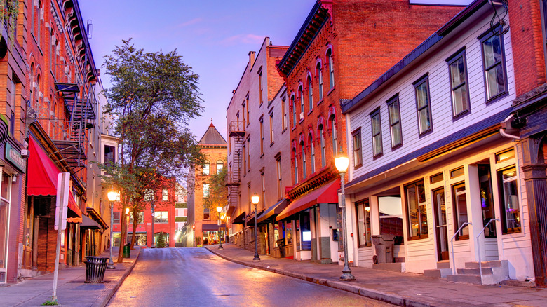 Colorful streets of Saratoga Springs