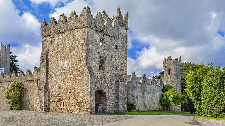 Howth Castle