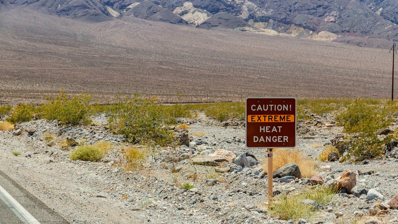 Heat Caution sign at Death Valley