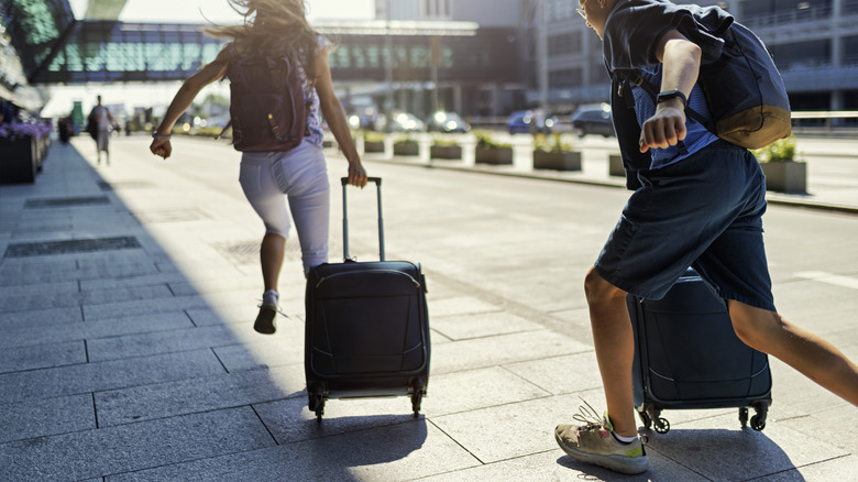 running late at the airport