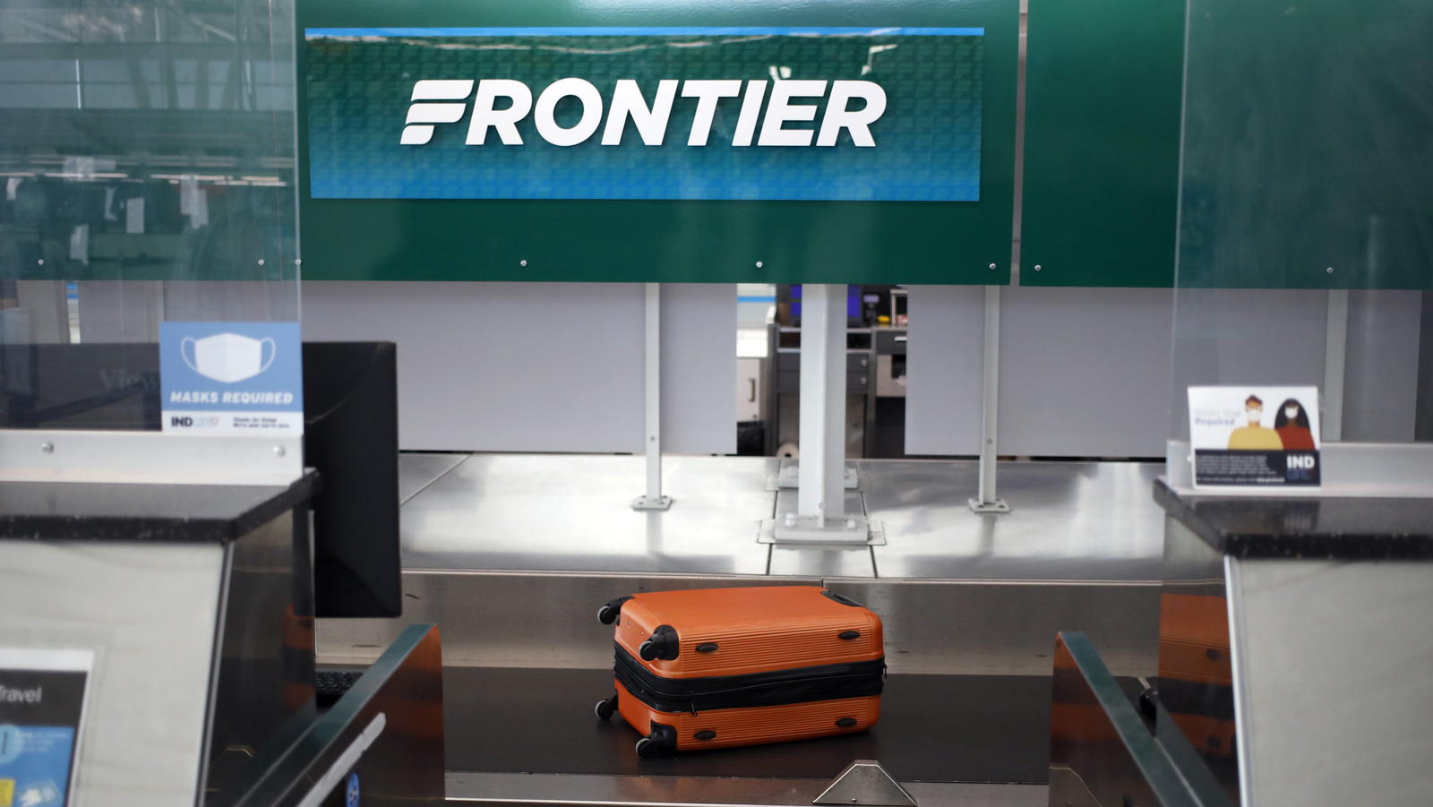 Frontier Airlines admits staff get BONUSES for charging customers for  oversized luggage  Daily Mail Online