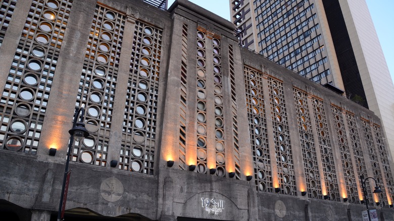 Shanghai 1933 building facade