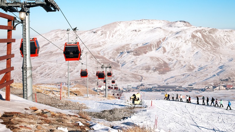 skiers walking on Mount Erciyes