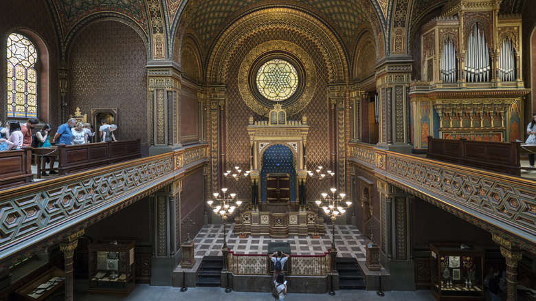 ornate Spanish Synagogue in Prague