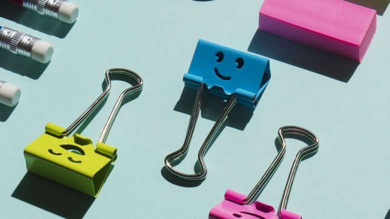 Binder clips