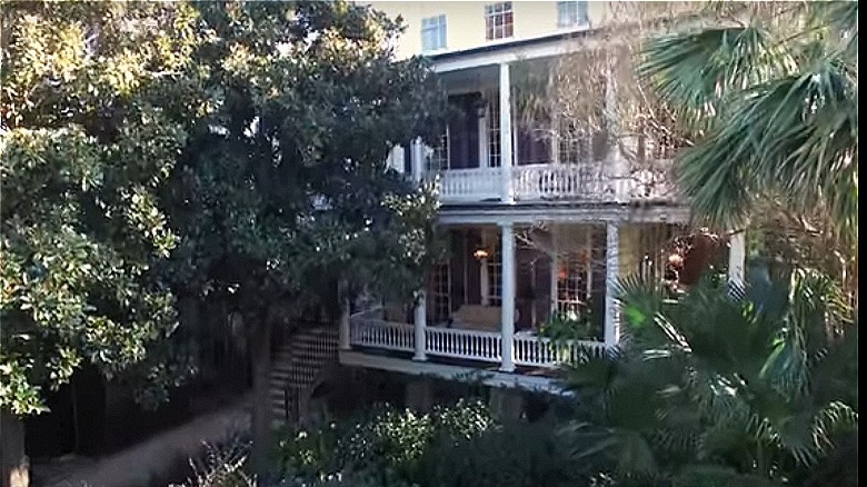 Charleston's Swordgate House