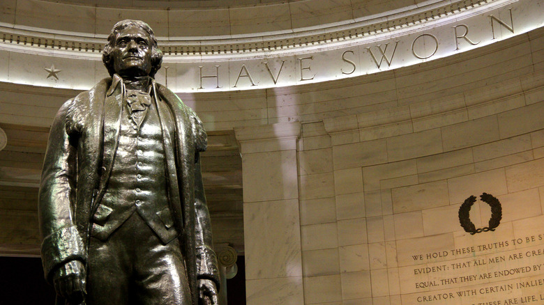 Statue of Jefferson at Jefferson Memorial