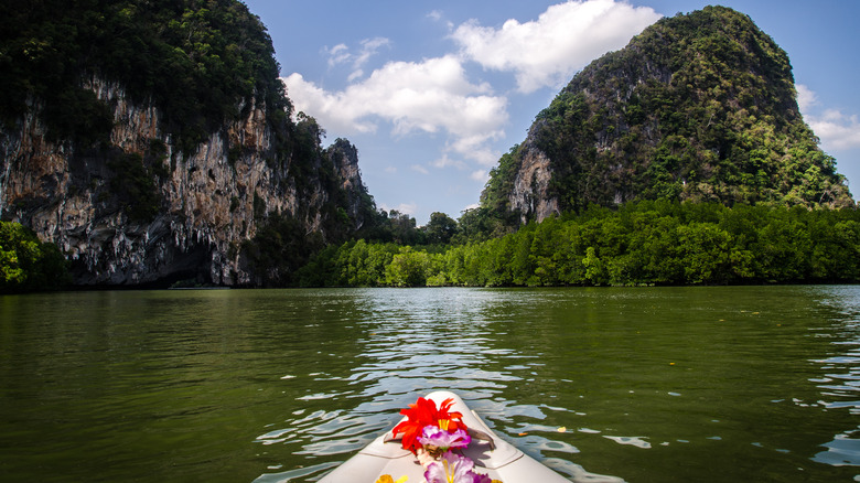 kayaking in Thailand