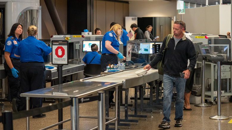 TSA security checkpoint