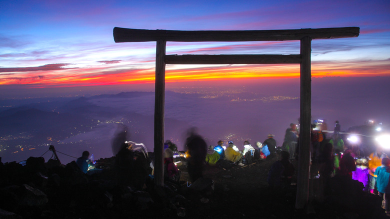 Mount Fuji Sunrise Top Gate