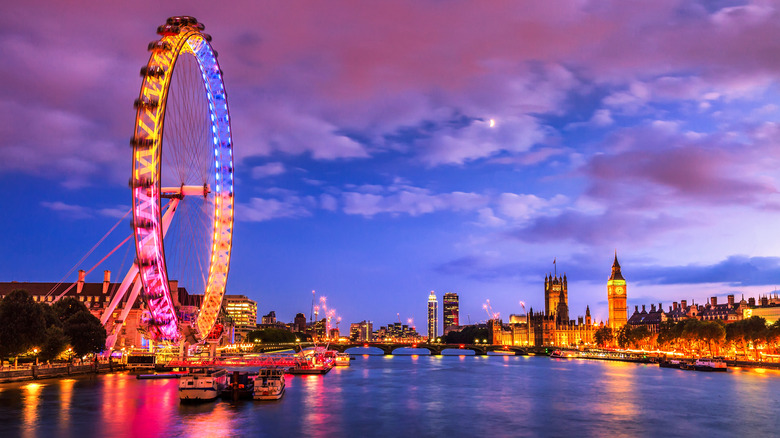 London Eye at twilight