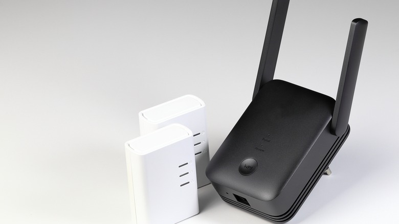 A small wireless wifi router