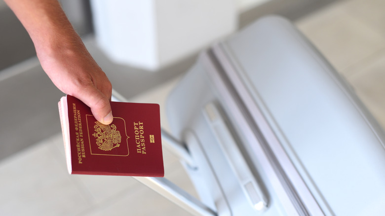 Person holding a Russian passport