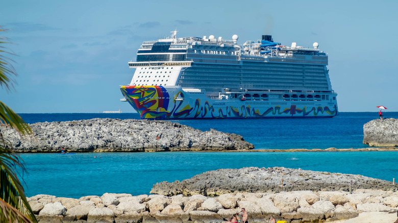 A cruise ship steams into Great Stirrup Cay