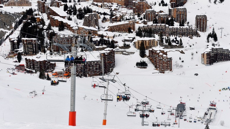 People on cable car Avoriaz