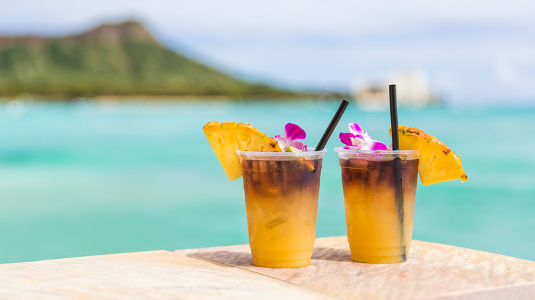 Two Mai Tais 