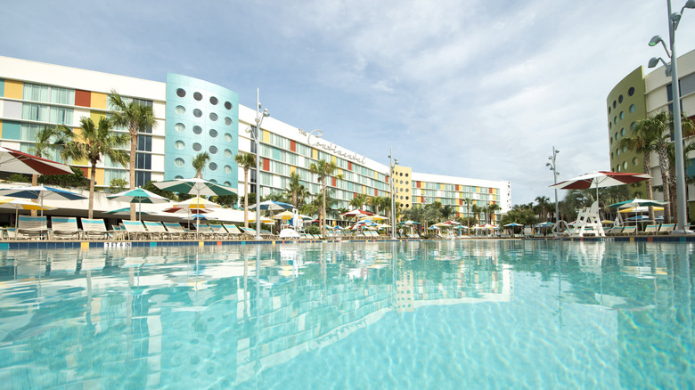 Universal hotel with pool 