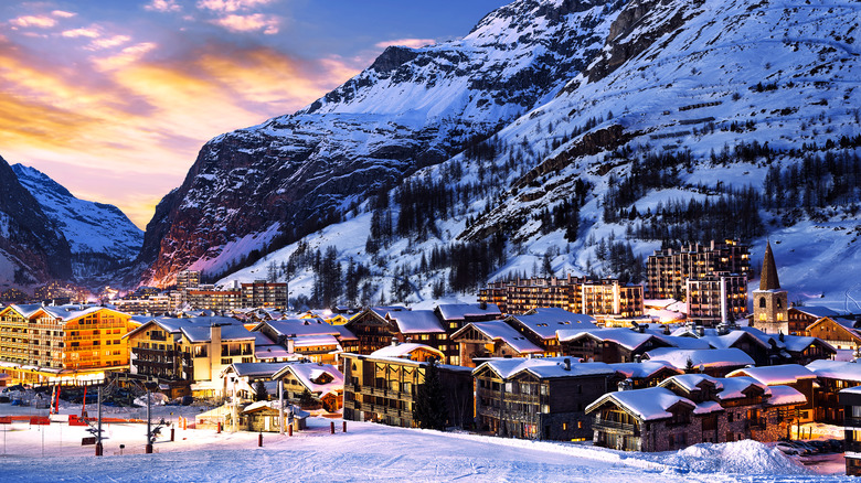 mountain lodges in Val d'isere, France