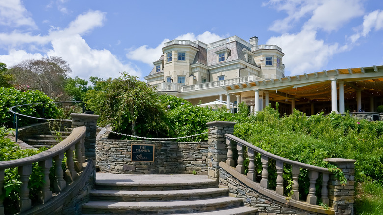 Exterior of Chanler at Cliff Walk