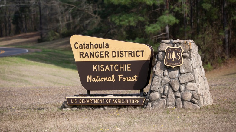 entrance sign Kisatchie National Forest