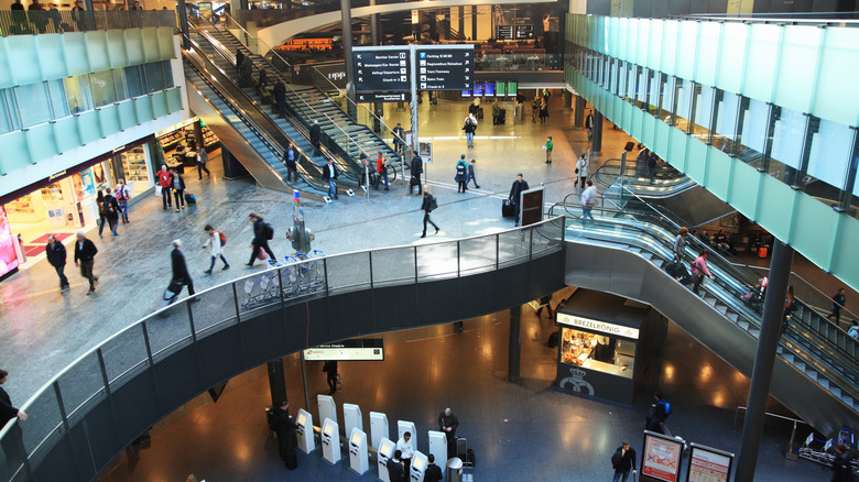 floors at Zurich Airport