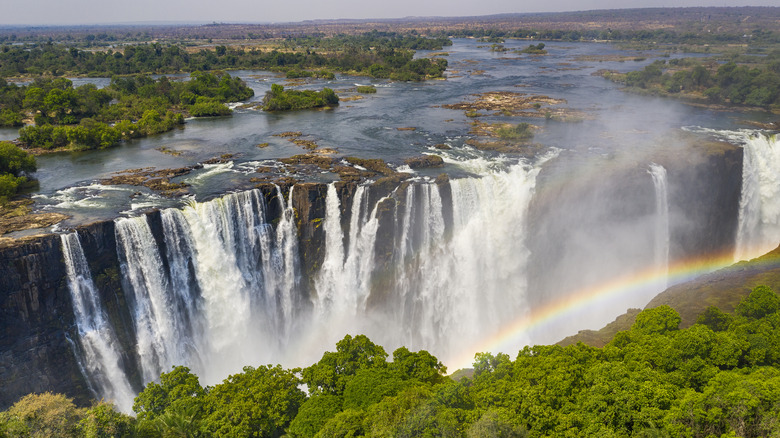 The thundering Victoria Falls