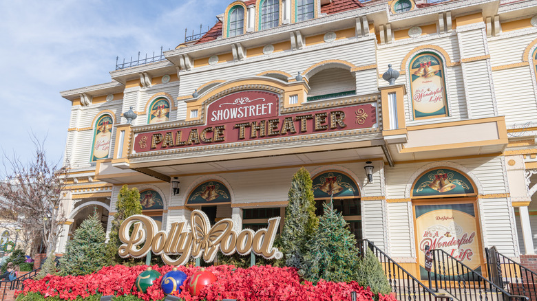 famous Dollywood butterfly sign