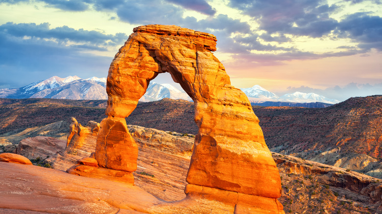 the Delicate Arch at sunset