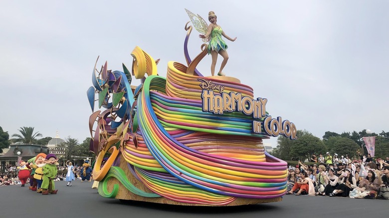 Tokyo Disneyland Harmony Color Parade