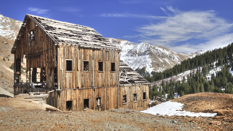 Abandoned cabin at Animas Forks