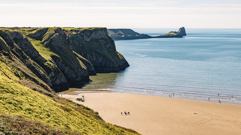 rhossili bay beach gower peninsula wales