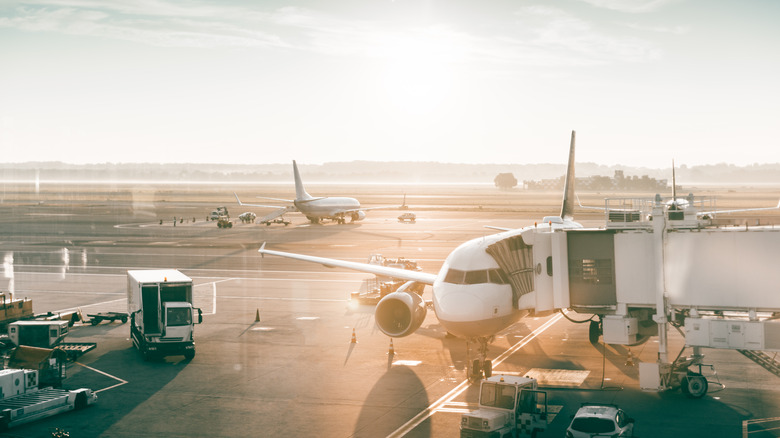 planes at airport