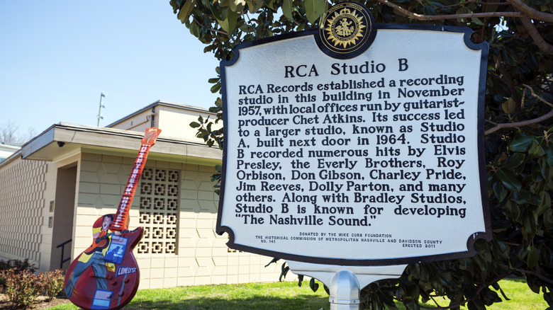 RCA Studio B sign