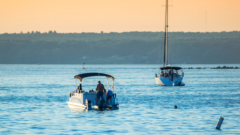 Boaters on Oneida Lake