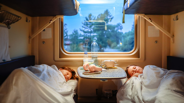 kids on a sleeper train