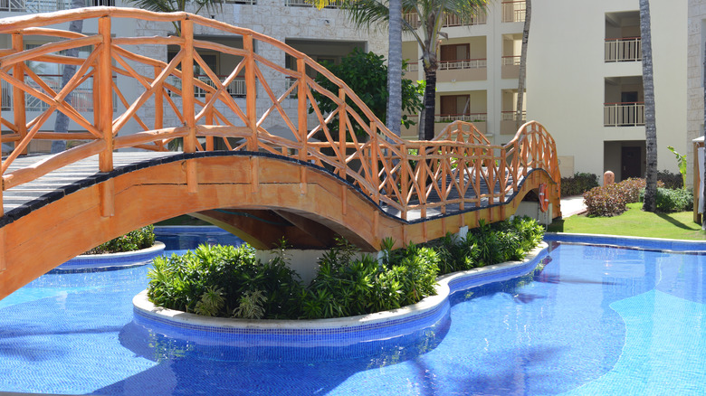 Pool at Majestic Mirage