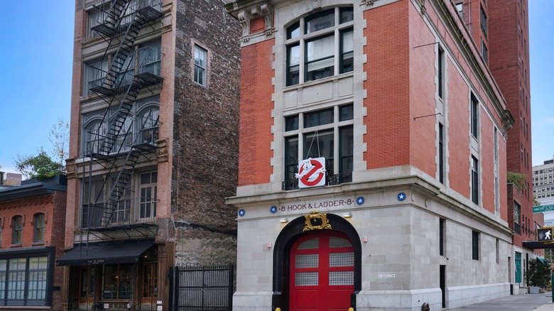 Ghostbusters firehouse Ladder Company 8