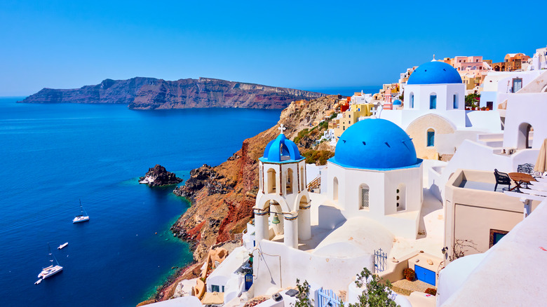 Classic blue and white Santorini