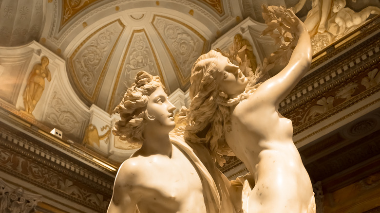 statue of Apollo and Daphne