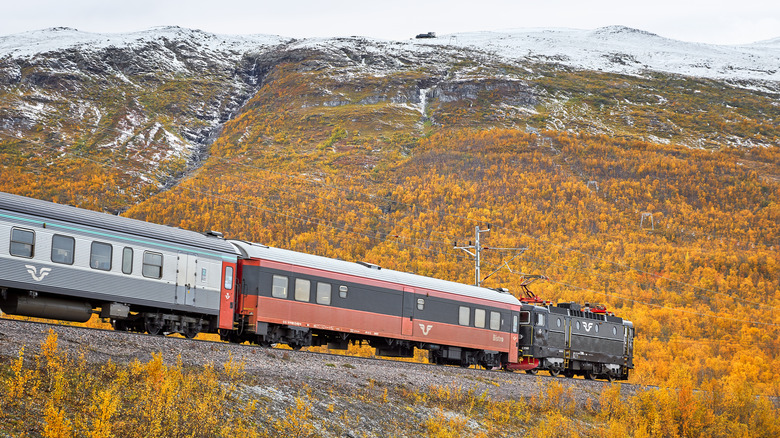 The SJ Arctic Circle train chugs through mountains