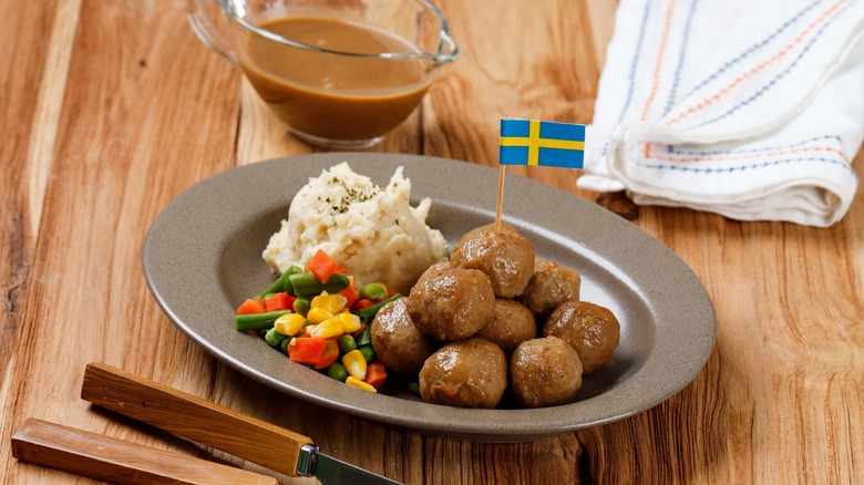 Swedish meatballs and mashed potatoes