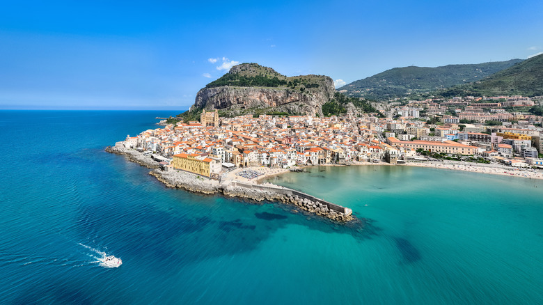 Cefalù from above