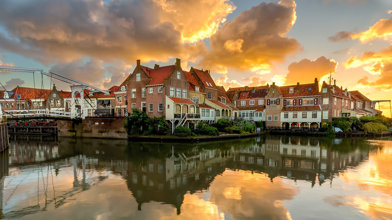Enkhuizen houses water sunset