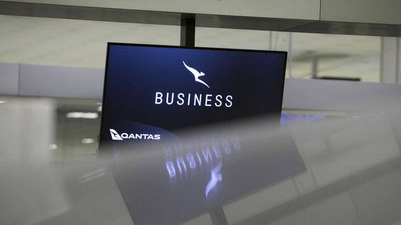 business class check-in screen