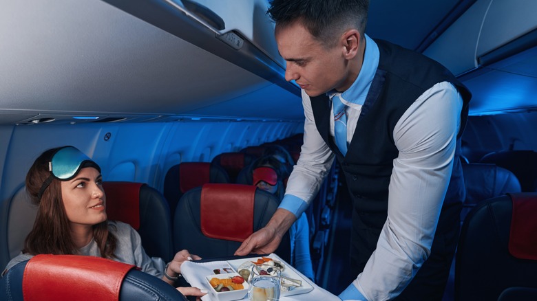Regional Flight Attendant: What Is It? and How to Become One?