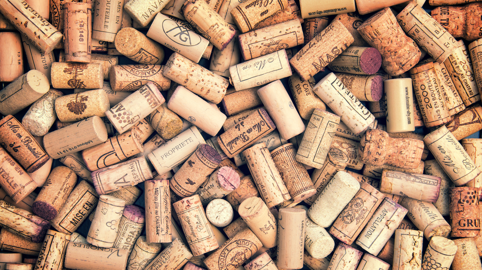 Simple Ways To Repurpose A Wine Cork To Make Packing For Your Next Trip   L Intro 1690557627 