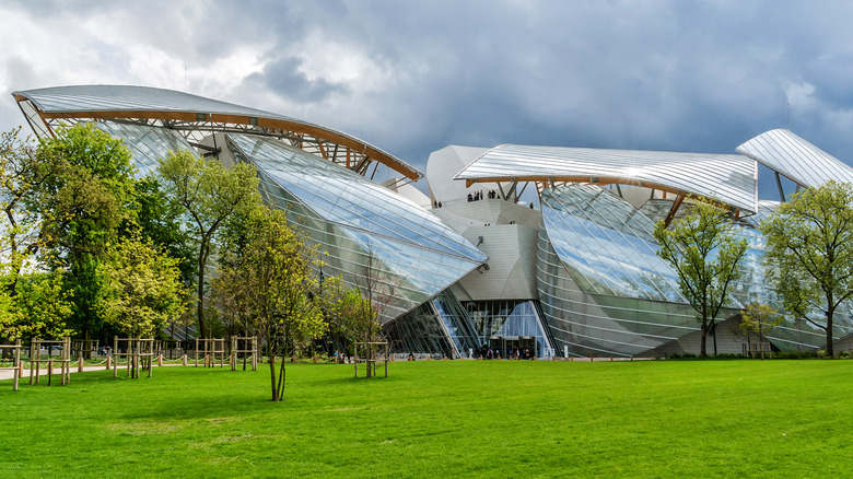 exterior of Louis Vuitton Foundation