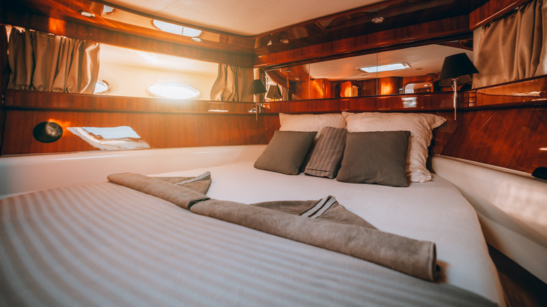 luxury room on boat