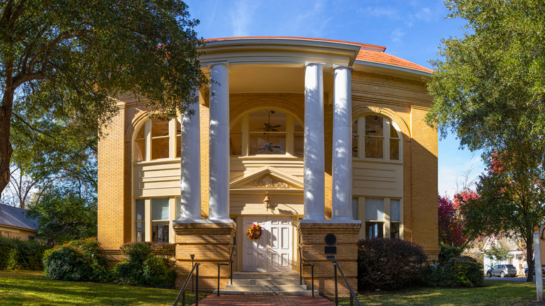 Jefferson Carnegie Library